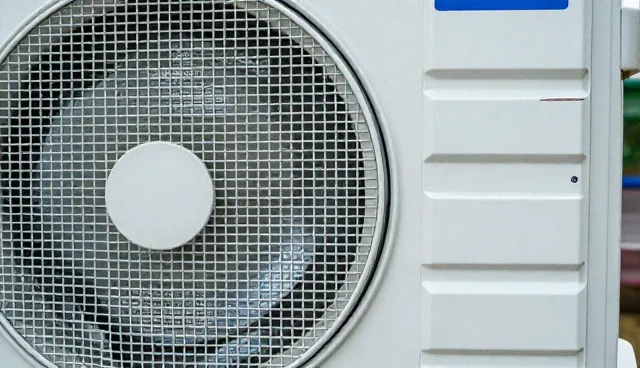冷热一体机性能表现与适用场景的深度解析